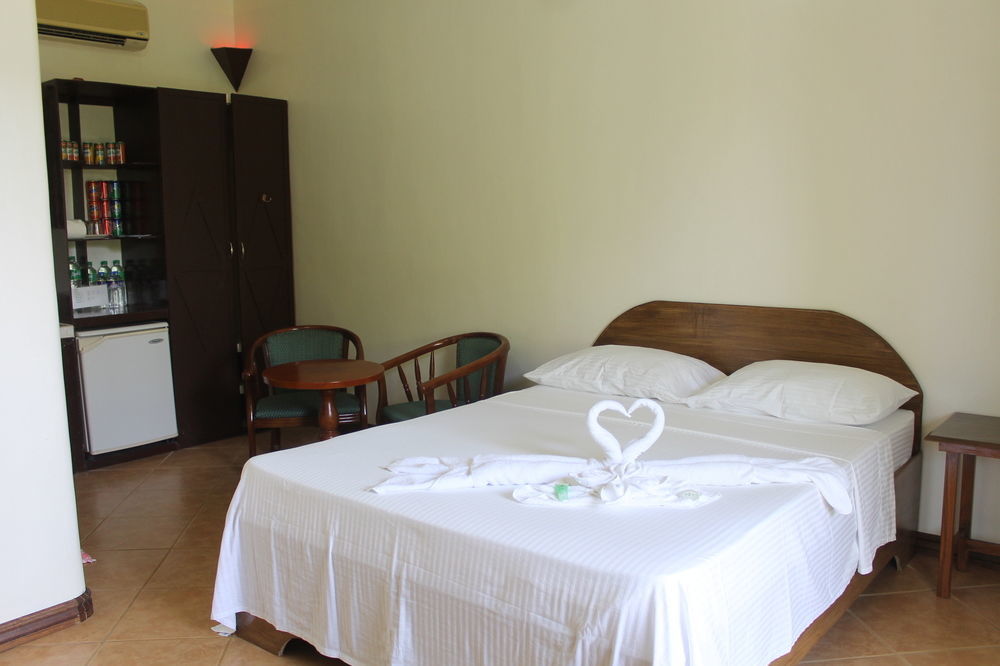 Turtle Inn Resort Manoc-Manoc Εξωτερικό φωτογραφία